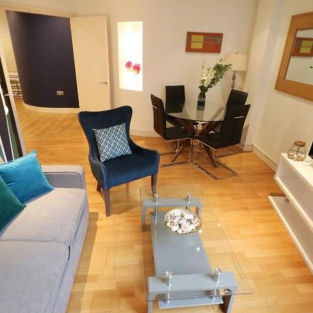 Heart Of Leeds City Centre Living - Sleeps 6アパートメント エクステリア 写真